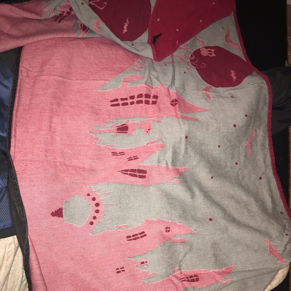 Size 6 Kokadi Bloody Horrorland Woven baby wrap - Picture 2 of 4